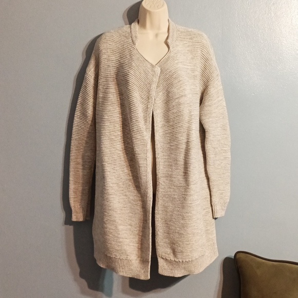 Gap women's size medium long tan with white blends cardigan - Picture 5 of 17
